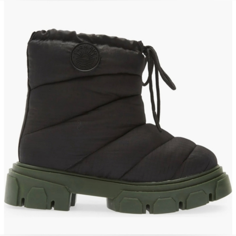 Farm Rio Black Lug Sole Bootie With Green Sole NWOB